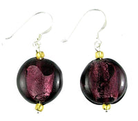 Load image into Gallery viewer, Glasohrringe, violett, rund, flach, 925er Sterlingsilber-Bügel, ca. 20 mm Ø, glänzend
