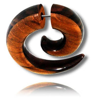 Load image into Gallery viewer, Tribal Piercing Fake Spirale Sonoholz Teakholz hell dunkel braun Ohrring Edelstahl 1 mm Ohrstecker
