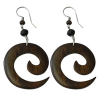 Cargar imagen en el visor de la galería, Tribal Ohrringe aus Sono Holz, Spirale, Edelstahlbügel, Ohrstecker, Ohrhänger
