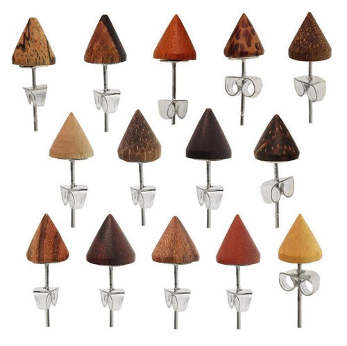 A set of fifteen "Holzohrstecker Ohrstecker Holz Kegel 925er Sterlingsilber 8 mm Maserung" with cone-shaped wooden tops in assorted brown tones, each backed with 925 sterling silver, displayed in three rows on a white surface.