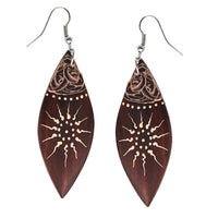 Load image into Gallery viewer, Holz Ohrringe teilweise bunt bemalt Edelstahl Bügel
