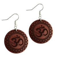 Load image into Gallery viewer, Ohrringe Sawoholz rund Edelstahl Silber Bügel dunkle Gravur
