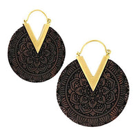 Cargar imagen en el visor de la galería, Ohrringe Narra Holz Brass gold Zacke Blume Mandala
