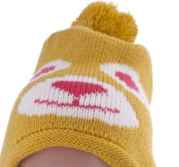 Load image into Gallery viewer, Unisex Tiermütze Norwegermütze Nepalmütze Strick ocker gelb rot weiß Bär Mütze
