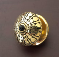 Load image into Gallery viewer, Lobe Ohr Piercing Ohrgewicht Brass gold antik 18mm Onyx oxidiert Kreise rund 17,6g

