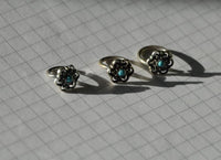 Load image into Gallery viewer, Universal Piercing Ring 925 Silber 1.2mm Türkis Blume
