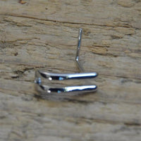Cargar imagen en el visor de la galería, Pin Stecker 0,8 mm Nostril Ohr Edelstahl L-Form Klammer
