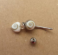 Cargar imagen en el visor de la galería, Shivaauge Bananen Piercing Kugel Herz Anhänger 925er Sterling Silber Shivaauge Bauchnabel

