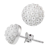 Cargar imagen en el visor de la galería, Ohrstecker Halbkugel weiß kleine Perlen rund 925er Sterlingsilber Perlenohrstecker

