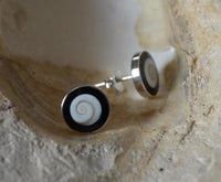 Load image into Gallery viewer, Shiva Auge schwarz rund 10mm Ohrstecker 925 Silber
