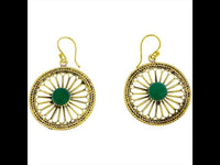 Load image into Gallery viewer, Ohrringe Blume Zopf Jade Messing antik golden Tropfen Ohrhänger nickelfrei Tribal Brass Schmuck
