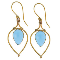 Cargar imagen en el visor de la galería, Ohrringe Chalzedon Tropfen umgedreht Bögen Messing antik golden nickelfrei Tribal Ohrhänger
