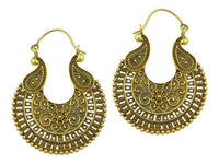 Cargar imagen en el visor de la galería, Ohrringe Sichel Blume oxidiert Tropfen verziert Messing antik golden nickelfrei Tribal Piercing
