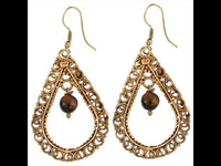 Cargar imagen en el visor de la galería, Ohrringe Tigerauge Kugel Tropfen Schnörkel Messing antik golden nickelfrei Ohrhänger Tribal Brass
