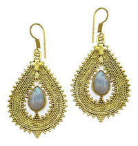 Cargar imagen en el visor de la galería, Ohrringe Perle Tropfen Zopf Spitzen Kreuz Messing antik gold nickelfrei Tribal Brass Ohrhänger
