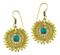 Cargar imagen en el visor de la galería, Ohrringe Malachit Stein Zopf Blätter Punkte Dreiecke Messing Ohrhänger grün nickelfrei antik Tribal

