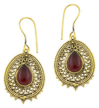 Cargar imagen en el visor de la galería, Ohrringe Granat Tropfen oval Zacken Kreise Messing antik golden Tribal
