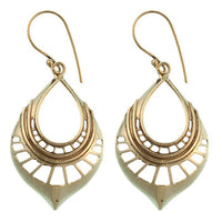 Cargar imagen en el visor de la galería, Ohrringe Brass Tribal OhrhängerTropfenform gewölbt Muster antik golden
