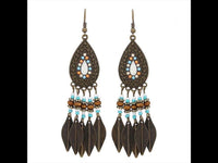 Cargar imagen en el visor de la galería, Brass Ohrringe antik golden Tropfen Kreise blau orange Perlen Federn Anhänger
