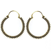 Load image into Gallery viewer, Ohrringe dunkel Punkte Dreiecke rund Messing Brass antik golden Tribal nickelfrei Schmuck Piercing
