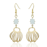 Cargar imagen en el visor de la galería, Ohrringe 18 karat vergoldet weiß türkis Stein Ringe oval Kamille nickelfrei gold

