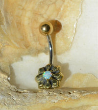 Cargar imagen en el visor de la galería, Bauchnabel Piercing Brass Edelstahl Sternblume Stein
