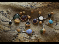 Cargar imagen en el visor de la galería, Bauchnabel Piercing Edelstahl Horn Bone Mond Gesicht
