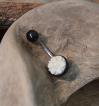 Cargar imagen en el visor de la galería, Bauchnabel Piercing Edelstahl Arangholz Bone Blume
