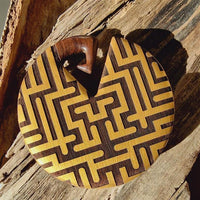 Load image into Gallery viewer, Holz Dehnschnecke Ohr Gewicht Piercing Goldmuster 8mm rund
