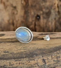 Load image into Gallery viewer, Ohrstecker Mondstein oval 925 Sterling Silber 15mm
