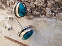 Cargar imagen en el visor de la galería, Ohrstecker Türkis Tropfen 8 mm 925er Sterling Silber Rand Stein Silberohrstecker

