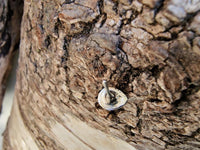 Cargar imagen en el visor de la galería, Ohrstecker Türkis Tropfen 8 mm 925er Sterling Silber Rand Stein Silberohrstecker
