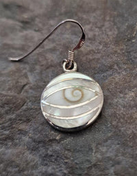 Load image into Gallery viewer, Shivaauge Perlmutt Mandel Silberohrringe Ohrringe 925er Sterling Silber Damen Schmuck Shiva Auge
