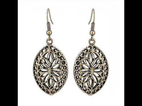 Brass Ohrringe goldfarben oval spitz oxidiert Löcher Blume - chic - net.de