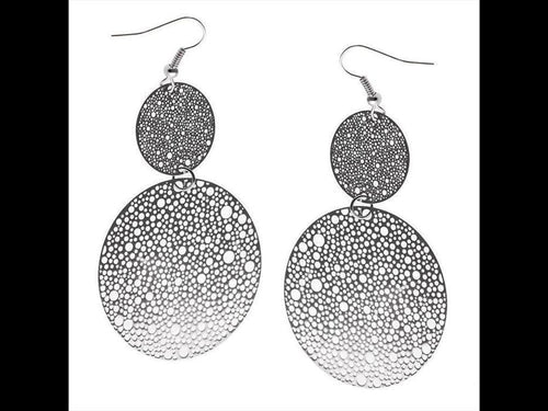 Brass Ohrringe silberfarben groß rund zwei kreise löchrig Löcher Oberfläche - chic - net.de