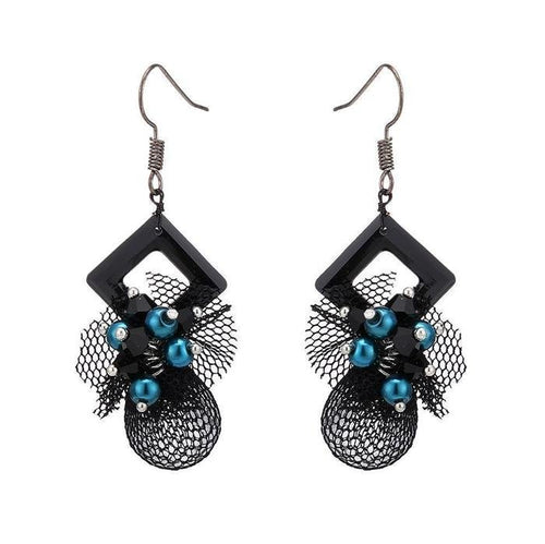 Brass Ohrringe silberfarben Raute Stein weiß Stoff Spitze schwarz blaue Perlen - chic - net.de