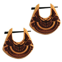 Cargar imagen en el visor de la galería, Pin Creolen Jackfrucht Holz hell Horn-Pin 23 mm Träne dunkle Gravur Motiv
