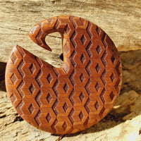 Load image into Gallery viewer, Ear Weight 3D - Illusions - Design Piercing Sawo - Holz 8mm - chic - net.de
