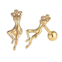 Load image into Gallery viewer, Fake Piercing Expander golden Frau liegend Schaubverschluss Edelstahl - chic - net.de
