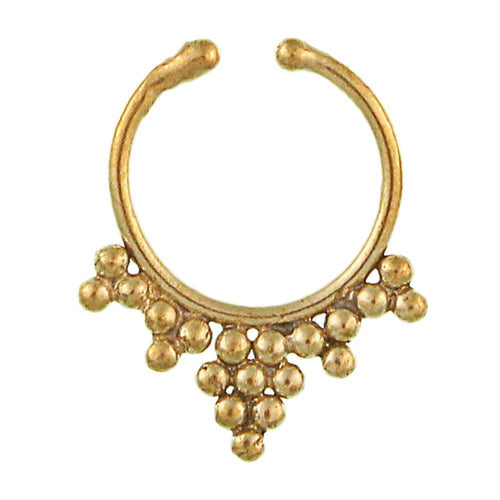 Fake Septum Piercing Nasenringe golden antik Brass kleine Kugeln als Dreiecke Tribal - chic - net.de