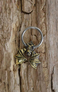Cargar imagen en el visor de la galería, Piercing Klemmkugel Ring Brass Edelstahl Fledermaus
