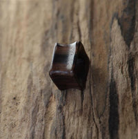 Load image into Gallery viewer, Flesh Tunnel Holz Raute konkav dunkel double flared - chic - net.de
