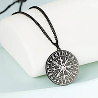 Load image into Gallery viewer, Halskette Edelstahl Vegvisir Runenrand Karabiner - chic - net.de
