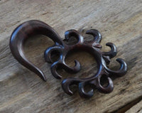 Cargar imagen en el visor de la galería, Sonoholz Piercing Holz Schnörkel Spirale Hook Dehnschnecke
