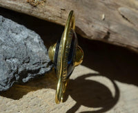 Load image into Gallery viewer, Tribal-Ohrgewicht Messing Harzeinlage Ohrgewicht 3mm
