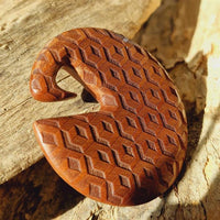 Load image into Gallery viewer, Ear Weight 3D-Illusions-Design Piercing Sawo-Holz 8mm
