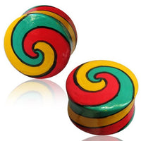 Cargar imagen en el visor de la galería, Two round, glossy Holz Plug bemalt Spirale grün rot gelb Tribal Tunnel Unisex Ohrschmuck made of Teakholz, featuring bold red, yellow, green, and black spiral patterns for a vibrant, eye-catching design.
