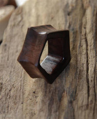 Load image into Gallery viewer, Flesh Tunnel Holz Fünfeck Pentagon dunkel double flared
