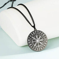 Load image into Gallery viewer, Halskette Edelstahl Vegvisir Runenrand Karabiner
