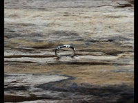 Load image into Gallery viewer, Klapp Segment Ring Piercing rechteckig Kristall schwarz - chic - net.de
